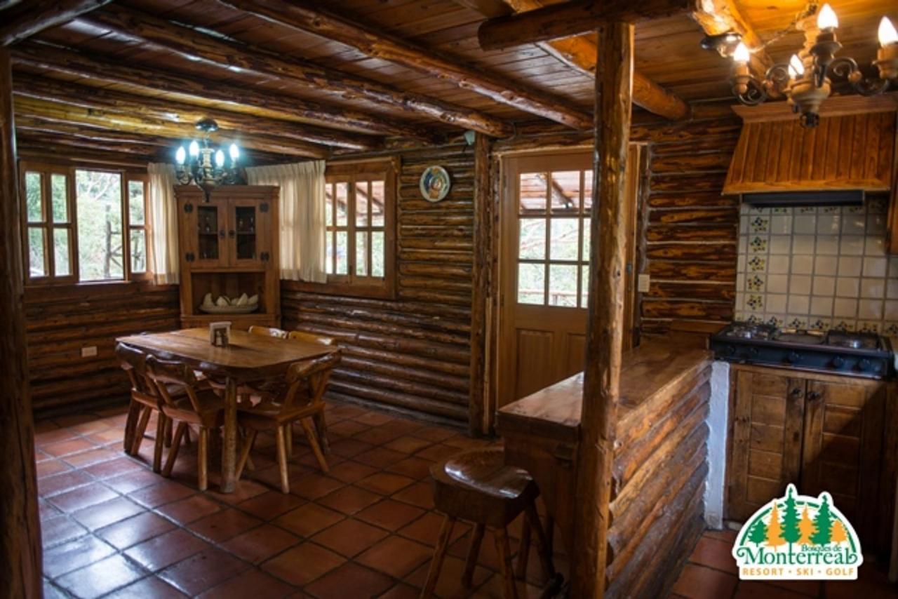 Hotel Bosques De Monterreal San Antonio de las Alazanas Exteriér fotografie