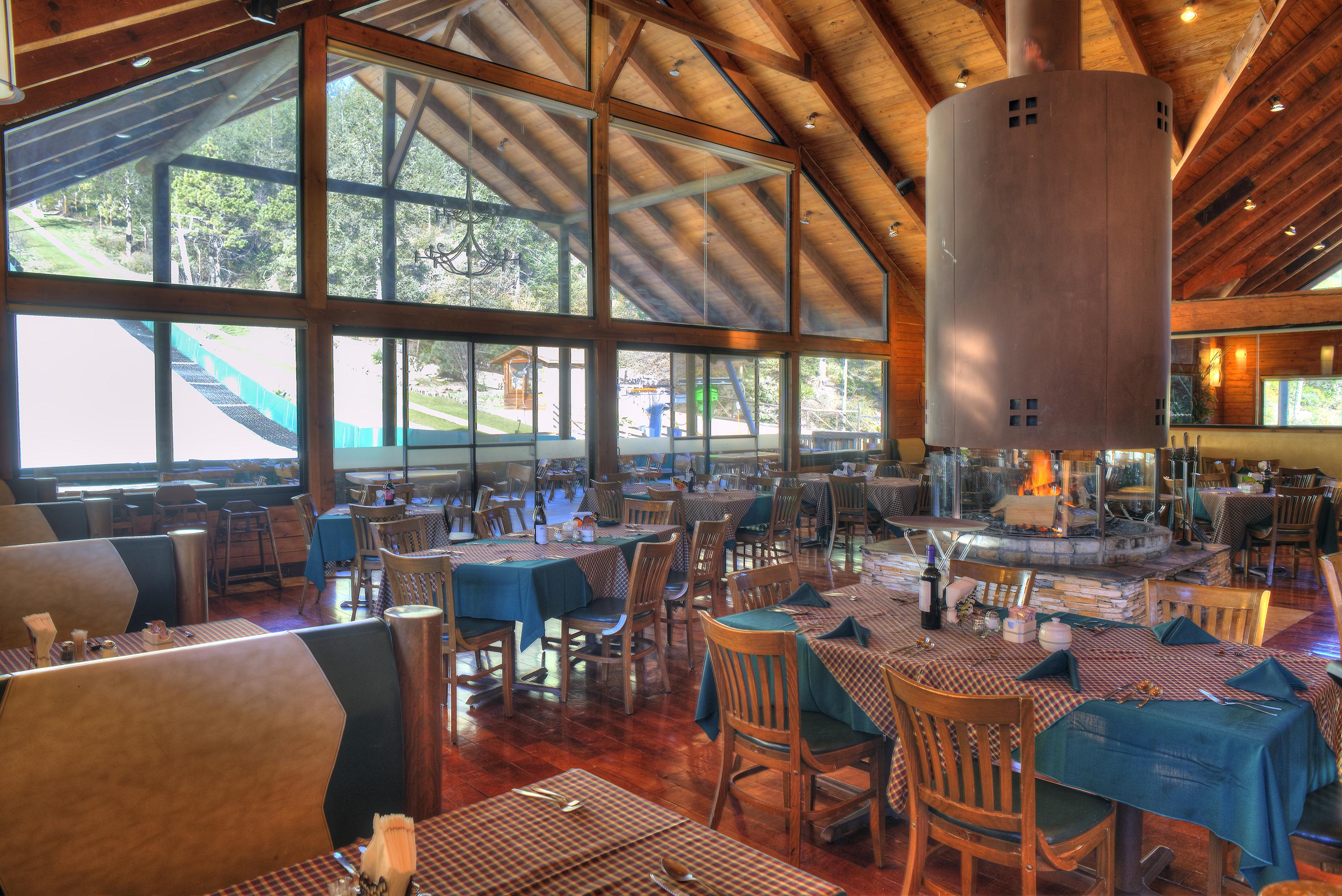 Hotel Bosques De Monterreal San Antonio de las Alazanas Exteriér fotografie