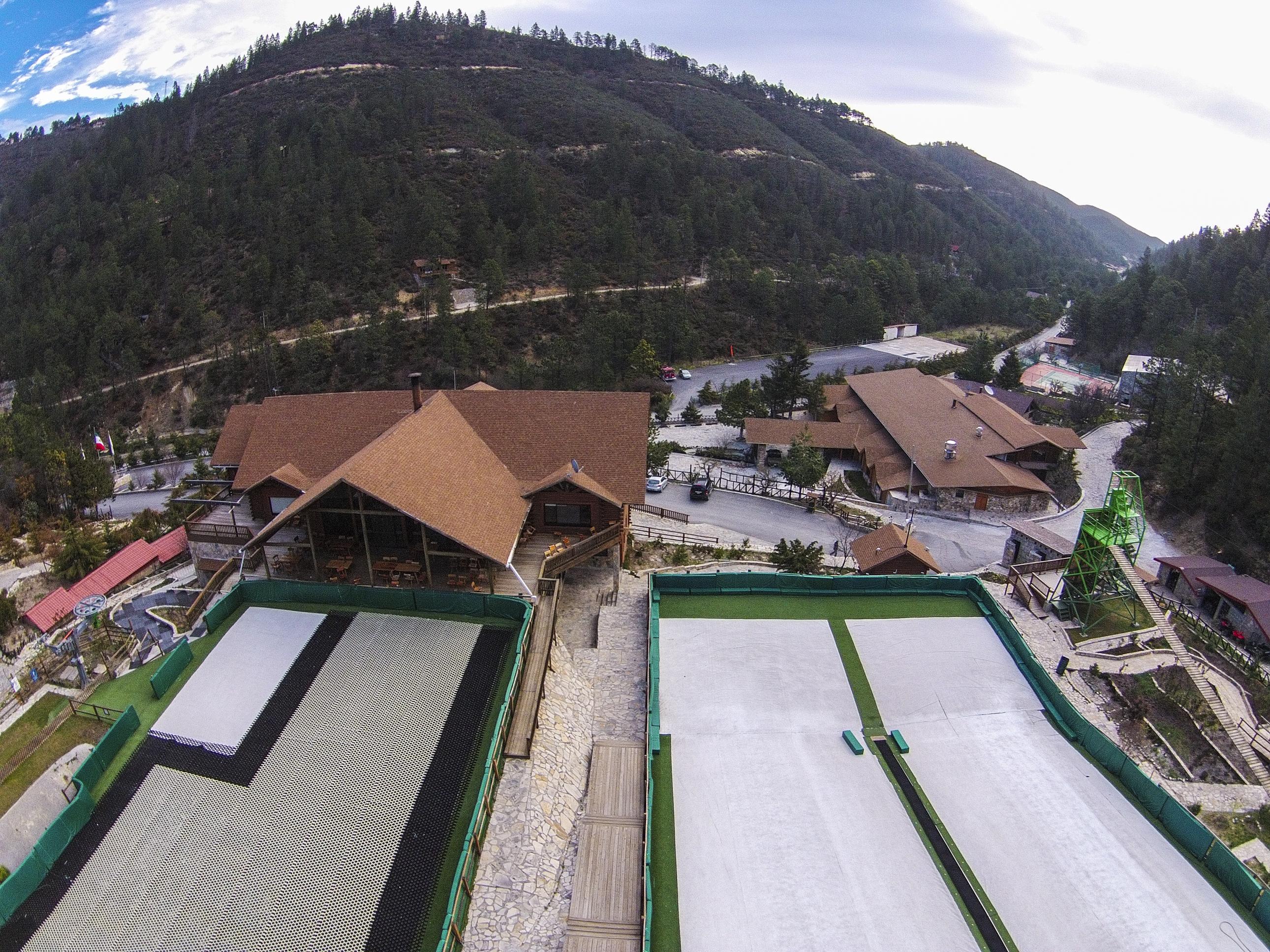 Hotel Bosques De Monterreal San Antonio de las Alazanas Exteriér fotografie